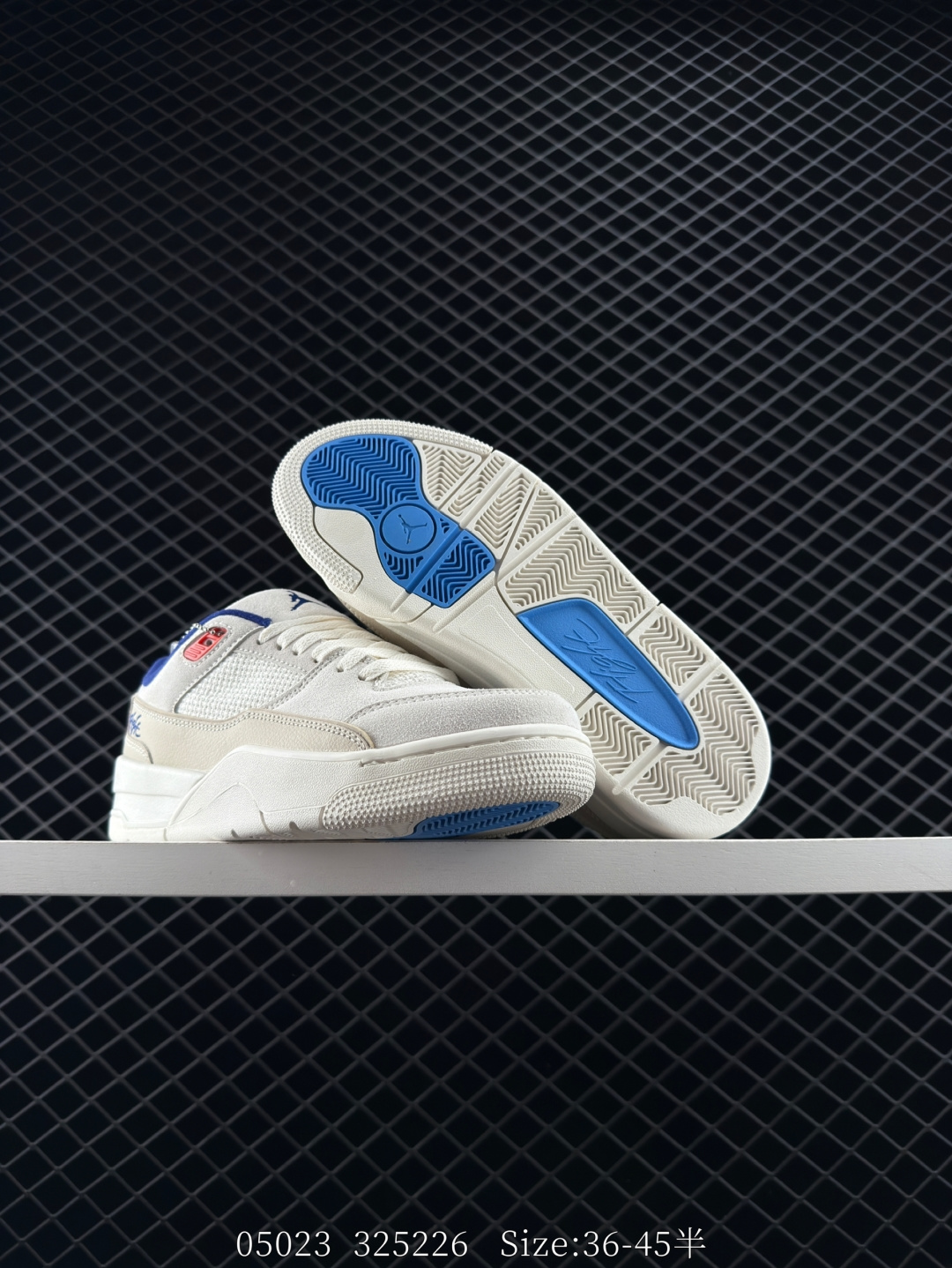 Nike Air Jordan 4 Retro